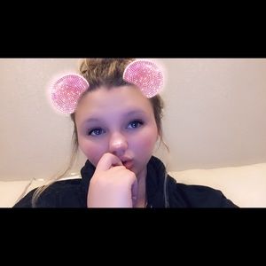 Meet your Posher, Brianna